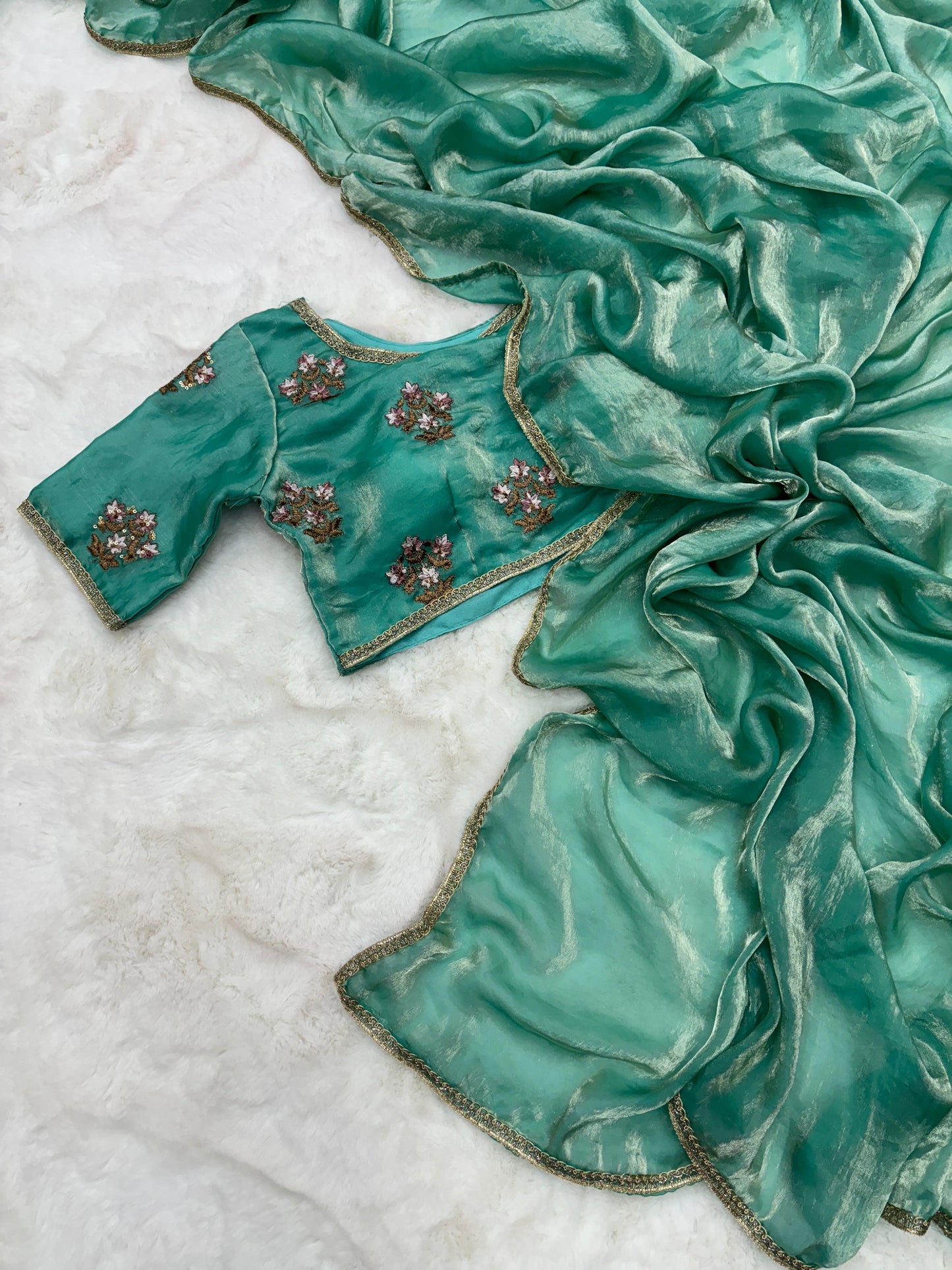 HEAVY DESIGNER FENDY SOFT AND RICH SILK SAREE WITH DESIGNER LACE with stitched blouse ❤️