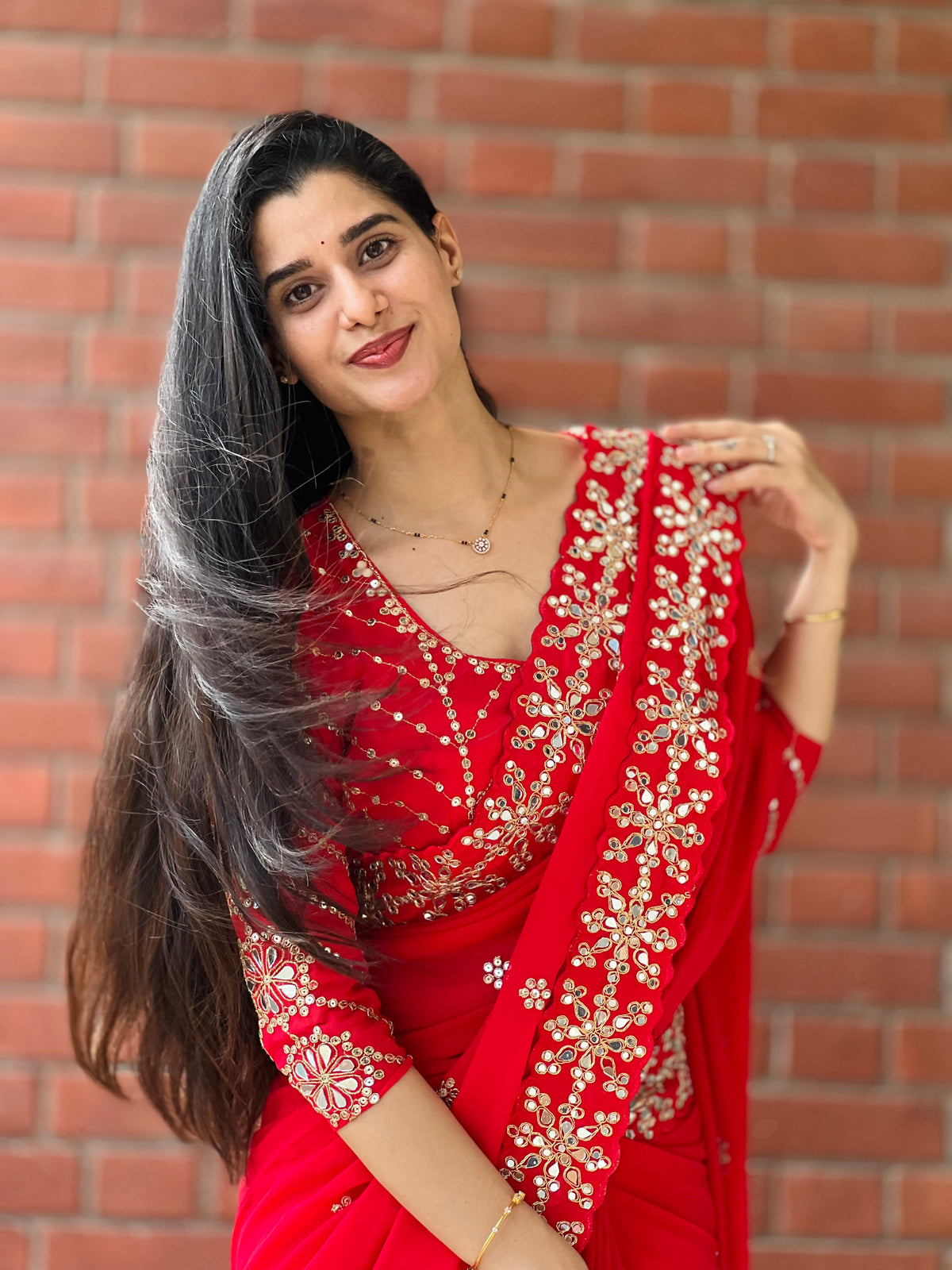 KS901lRed Sequins Georgette Saree♥️