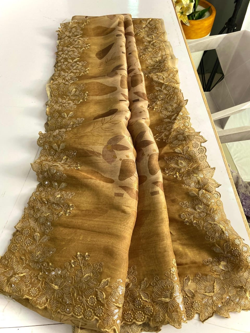 Magicgold organza sarees with viscose embroidery