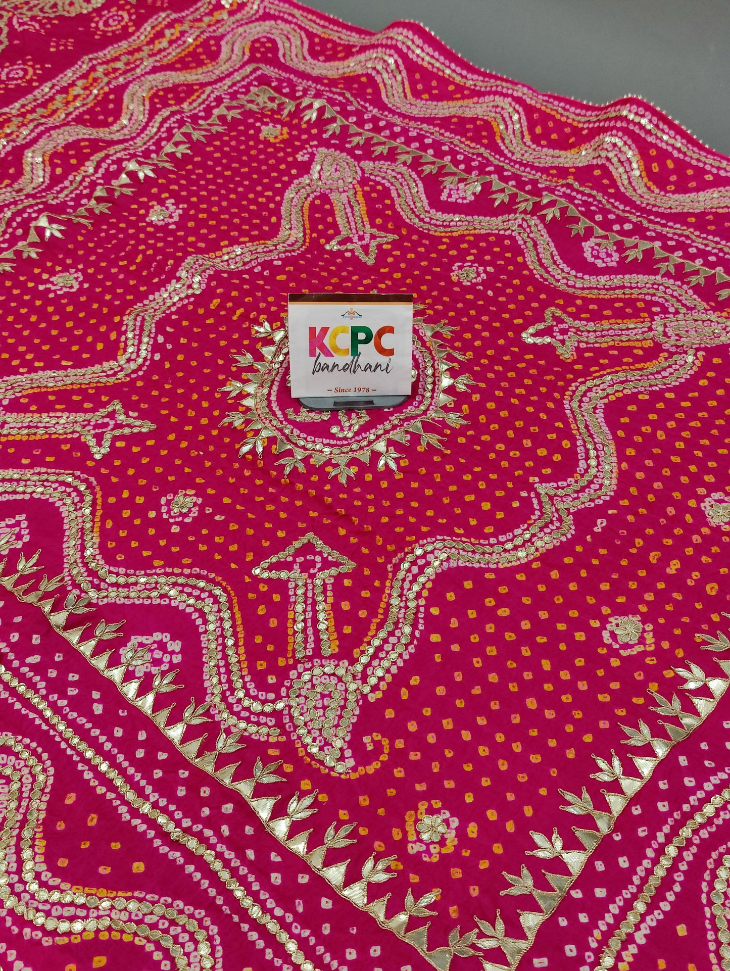 Latest Arrival Pure Gaji Silk Bandhani Raidana Gotapatti Work Chandokhani Dupatta