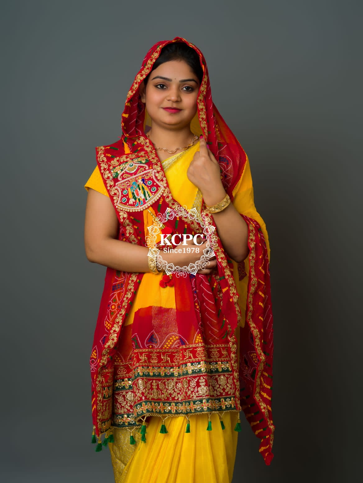 KcPc Rajasthani Marwadi Pure Georgette Chundi Pila Stole