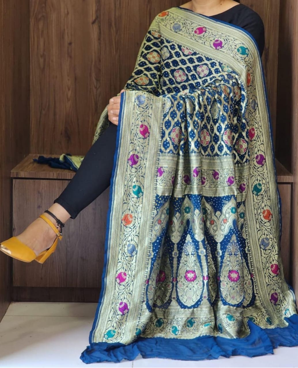 Pure Khaddi Georgette Meenakari Bandhj Duptta Kcpc Or Morkhanti Dupatta