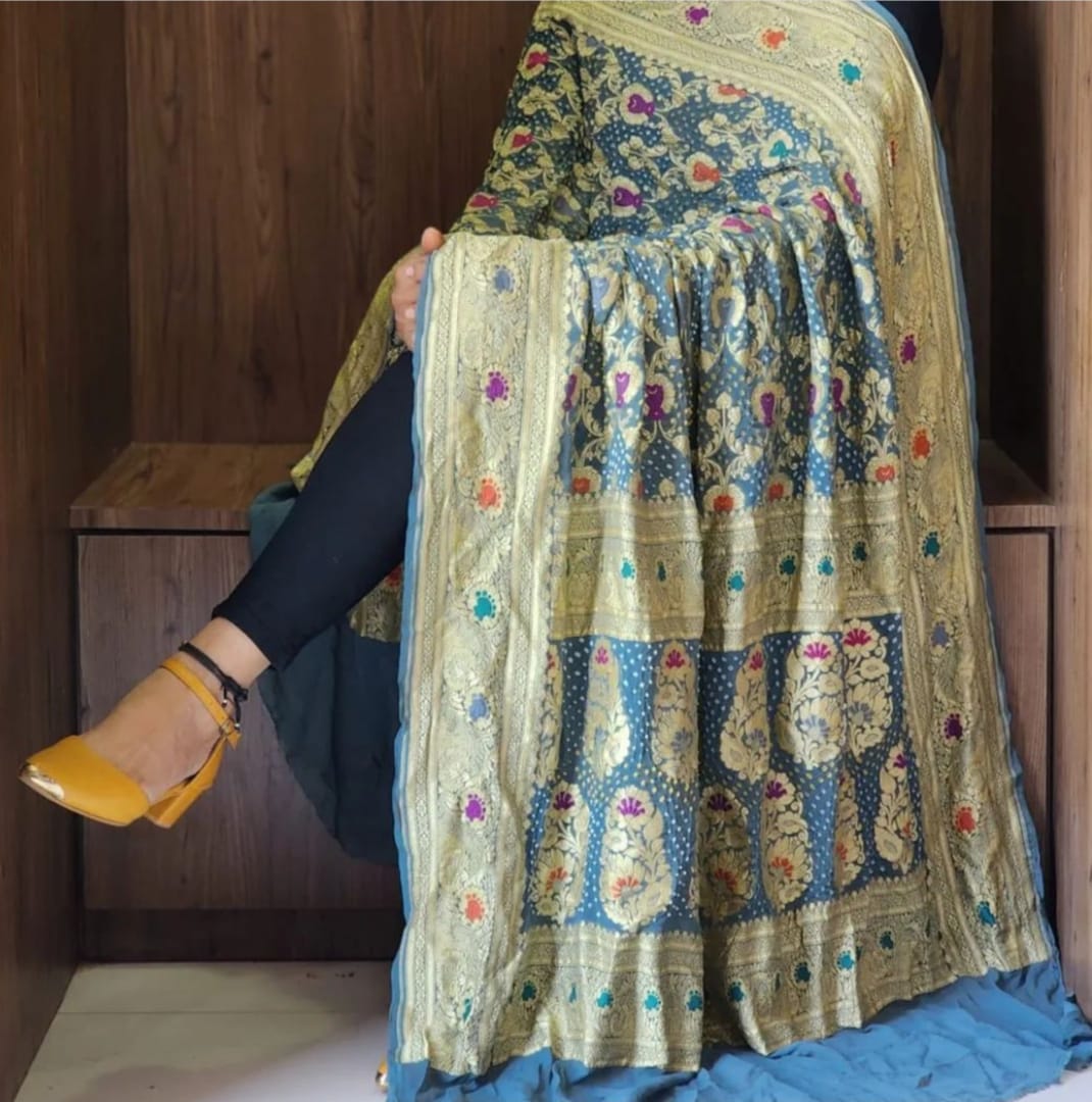 Pure Khaddi Georgette Meenakari Bandhj Duptta Kcpc Or Gray Dupatta